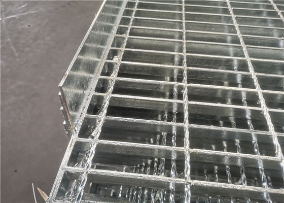 El acero inoxidable 304 soldó con autógena la calzada de rejilla de acero 40x5x3 que llevaba la barra