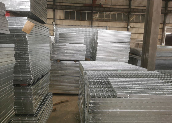 La inmersión caliente Q235 galvanizó la presión de rejilla de acero de la placa cerrada para Warehouse