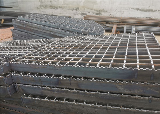 El acero inoxidable 304 soldó con autógena la calzada de rejilla de acero 40x5x3 que llevaba la barra