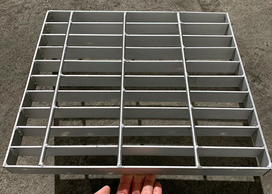 La barra de acero inoxidable de aluminio que rallaba el polvo del grado Q325 cubrió