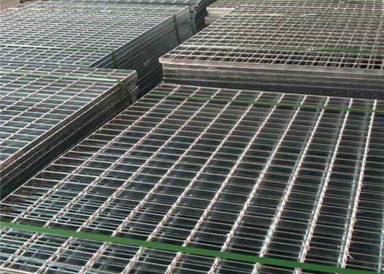 Reja de acero soldada con autógena galvanizada sumergida caliente