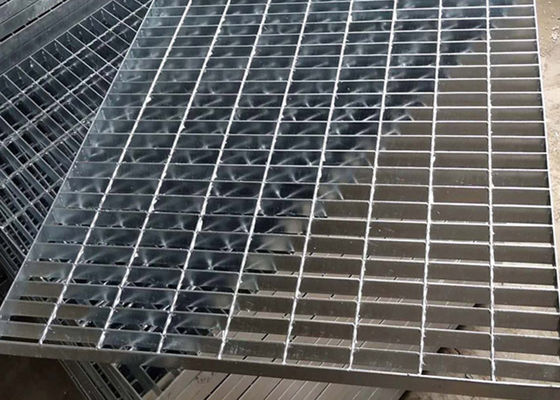 Prueba de fuego anti de rejilla de acero galvanizada cuadrado del moho de la prolongación del andén del ODM