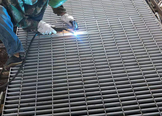 Prolongación del andén ampliada prevención del metal del moho que ralla caliente grueso de 3m m galvanizado