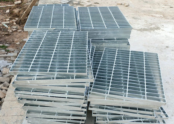 Prolongación del andén ampliada prevención del metal del moho que ralla caliente grueso de 3m m galvanizado