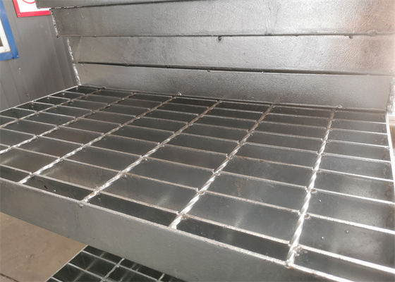 La estructura ligera galvanizó los paneles de acero de la rejilla abondona la tapadera para las escuelas