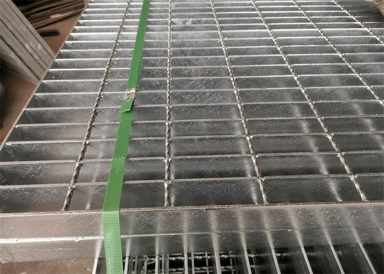 la reja gruesa del acero de carbono Q235 de 5m m platea eléctrico galvanizada
