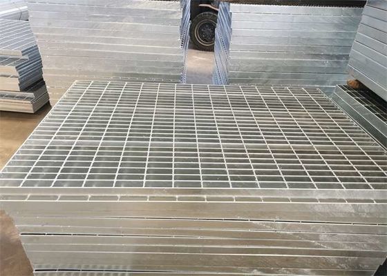 La rejilla de acero galvanizada calzada de la cubierta artesona la certificación del HSE de los 3x24ft