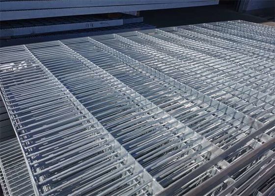 rejillas de rejilla de acero galvanizadas del metal de la calzada de la inmersión caliente de 20×5m m para las calzadas