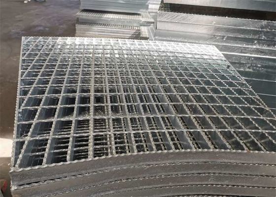 La inmersión caliente de Q235A galvanizó la reja de acero para la depuradora de aguas residuales
