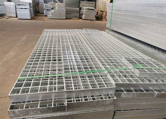 reja de acero gruesa de las pisadas de escalera del resbalón de 5m m no