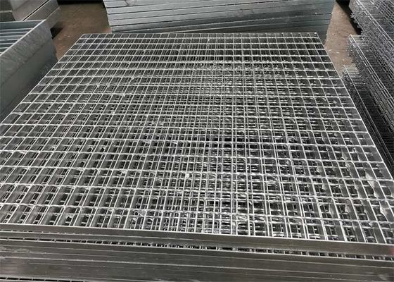 El drenaje de acero de la calzada del metal Q235 ralla caliente sumergido galvanizado