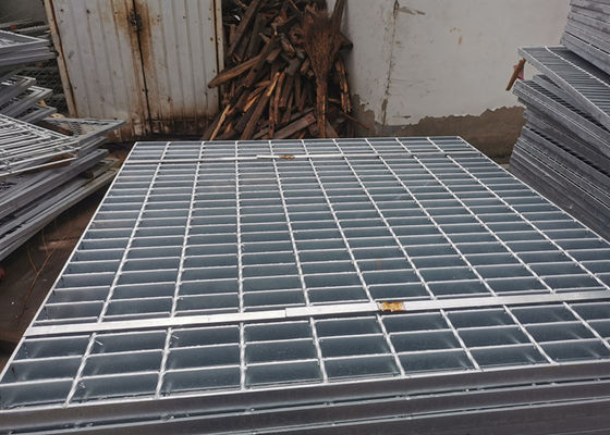La instalación fácil de la venta caliente de la fábrica galvanizó la reja de acero soldada con autógena para el conducto de desagüe