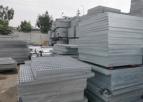 La instalación fácil de la venta caliente de la fábrica galvanizó la reja de acero soldada con autógena para el conducto de desagüe