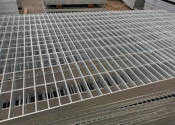 El foso galvanizado de acero plano dentado Q235 ralla resistencia del moho