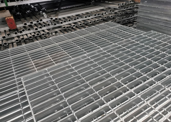 la resbalón anti gruesa de los 6cm galvanizó la protección contra la corrosión de la rejilla del dren para el astillero