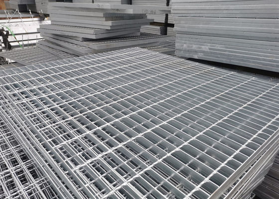 Galvanizado de acero de la calzada 120m m el rallar de la plataforma de la calzada alto
