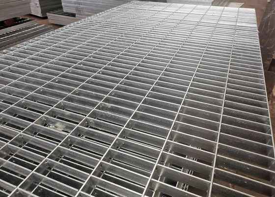 Galvanizado de acero de la calzada 120m m el rallar de la plataforma de la calzada alto