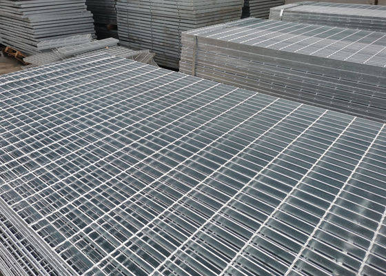 Corrosivo anti de acero galvanizado de la reja Q345 de la plataforma de la inmersión caliente para la central eléctrica
