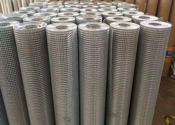 los 6X6cm 304 galvanizaron el alambre soldado con autógena Mesh Fence For Animal Enclosure