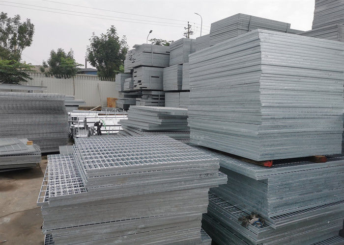 La instalación fácil de la venta caliente de la fábrica galvanizó la reja de acero soldada con autógena para el conducto de desagüe