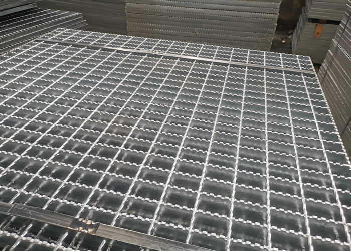 Tipo anti de acero 7m m de la barra plana de la plataforma de la reja del metal del moho Q235 gruesos